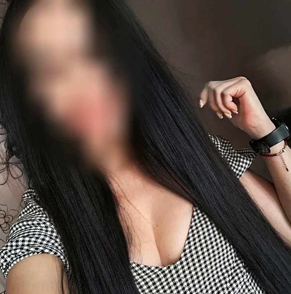 Leyla, 30